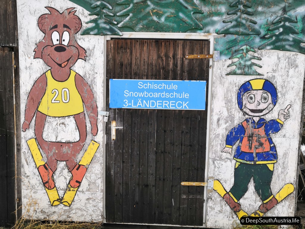 Ski school at Dreiländereck ski resort, in Carinthia, Austria.