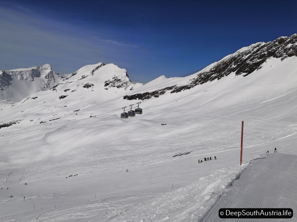 Cabel car at Ankogel ski resort, Carinthia